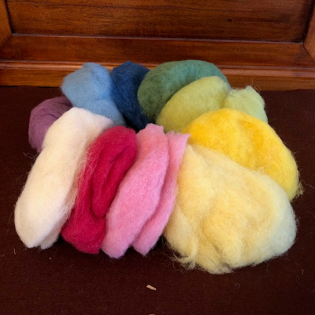 Plant-dyed Felting Wool